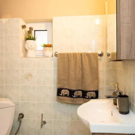 The Greens Premium House In The Heart Of Apartmán *